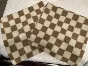 Checkered Beige and White Pillow Covers 18 x 18 Set of 2 - Picture 1 of 4