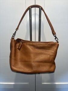 Small Tiganaello Leather Shoulder Bag