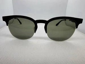 Nicole Miller New York Capistrano C01 Black Frame Green Lens Sunglasses 52mm - Picture 1 of 12