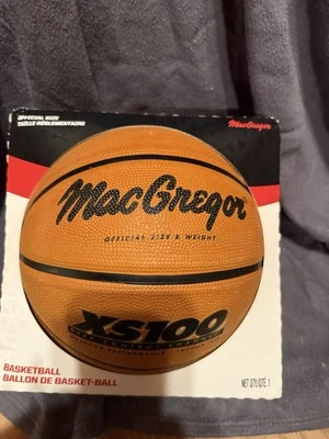 NEW MacGregor XS100 Indoor and Outdoor Basketball Official Size & Weight Sz 7