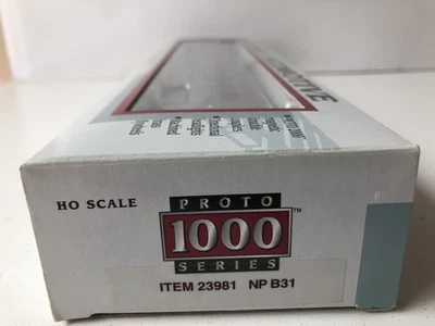 Proto 1000 BUDD RDC Locomotive Northern Pacific #23981 #NP B31 - Image 1 of 4