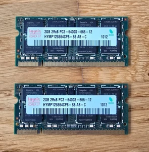 Hynix 4GB (2x2GB) DDR2 SODIMM HYMP125S64CP8-S6 AB-C 2Rx8 PC2-6400S-666-12 - Bild 1 von 2