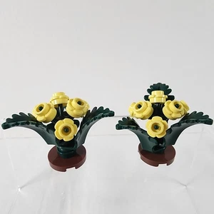 Lego X2 Plantas Arbustos Flor Lt Amarillo Ciudad Amigos Sin usar, en caja Curvado Dk Verde Hojas - Imagen 1 de 4