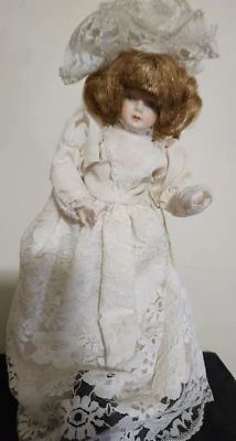 Vintage Old Fashioned Victorian Ladies Porcelain Doll ORNAMENT/TREE TOPPER - Image 1 of 4