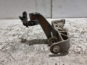 Volkswagen Scirocco Wishbone Mount Bracket Front Right O/S 2012 MK3 1K0199296F - Picture 1 of 17