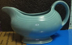 vintage Turquoise marked Fiesta gravy boat flea bites on pour rim/foot 5X8.25USA - Picture 1 of 5