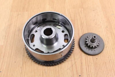 2004 YAMAHA RX1 volante rotor e engrenagens de arranque e corte - Imagem 1 de 4