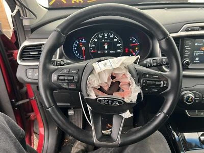 Used Steering Wheel fits: 2017 Kia Sorento  Grade A — 第 1/4 张图片