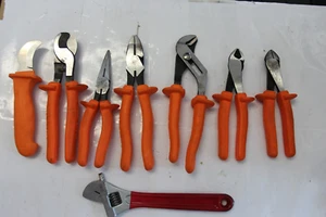 PICCOLI UTENSILI ASSORTITI SET 8PZ BELLI!! - Foto 1 di 7