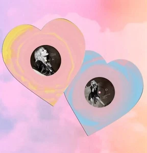 Taylor Swift - LOVER (Live From Paris) HEART SHAPED vinyl Unopened - Picture 1 of 2