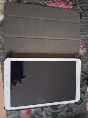 Samsung Galaxy Tab E SM-T561 Tablet Weiss - schön ! - Bild 1 von 4