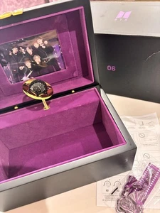 BTS ARMY Membership Pack MERCH BOX #6 Music Box UFFICIALE senza fotocartolina mai usata - Foto 1 di 2