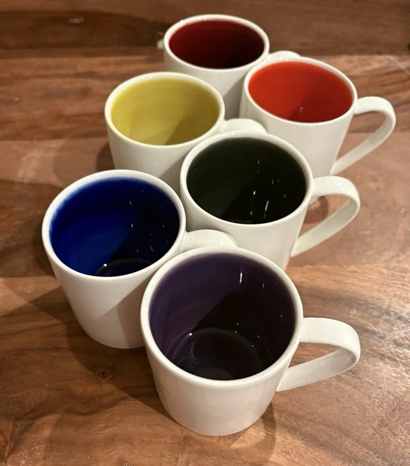 Juego de 6 tazas de café espresso blancas con interior arco iris - Hecho en Italia Foto 1 de 4