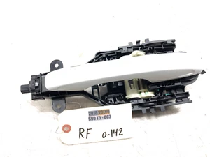 2017-2022 VOLVO S90 RIGHT PASSENGER FRONT EXTERIOR DOOR PULL HANDLE OEM - Picture 1 of 13