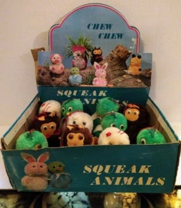 Vtg 80s Store Display Box Lot Shake Squeak Pet Plush Google Eye Toy Prop Chew 4" - Picture 1 of 12