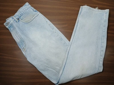 Vintage Calvin Klein Jeans Men's Size 32 Easy Fit Light Stone Wash Sand Blast - Image 1 of 4