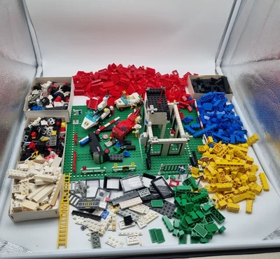 LEGO Konvolut / Polizeistation Gefängnis Feuerwehr Baustelle und vieles mehr - Bild 1 von 4