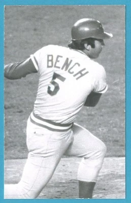 Johnny Bench (1975) Cincinnati Reds Vintage Baseball Postcard PP00709 - Image 1 of 2