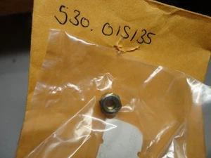 Tuerca de bloqueo para motosierra Poulan Husqvarna 530015135 para 1800, 2000, S25AV, S25DA - Imagen 1 de 4