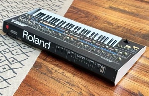 1983 Roland Jupiter-6 Synthesizer,  - Picture 1 of 2