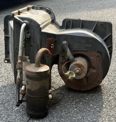 80-86 Ford F150 F250 Bronco AC Heater Air Conditioning Blower Motor Housing Vent - Image 1 of 4