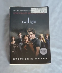 Twilight Saga #1: Twilight by Stephenie Meyer - Paperback - Picture 1 of 8