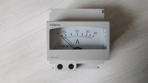 SIEMENS 7KT1 011 Amperemeter 40A BHKW Solar Einspeisung Hutschiene Originalverp - Bild 1 von 7