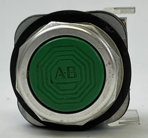 ALLEN BRADLEY 800T-A101 GREEN FLUSH HEAD PUSH BUTTON SER T TYPE 4/13 - Picture 1 of 6