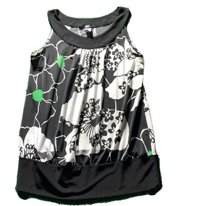Maurices Women MED USA Black White Green Floral Tank Top Blouse forgiving wide - Picture 1 of 6