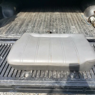 Asiento trasero derecho Toyota 4Runner 1984-1989 primera generación - gris - OEM Foto 1 de 4