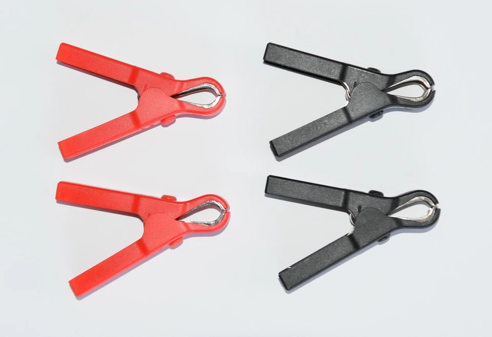 4 Stück Ladeklemmen, Batterieklemmen, Polzangen - Bild 1 von 1