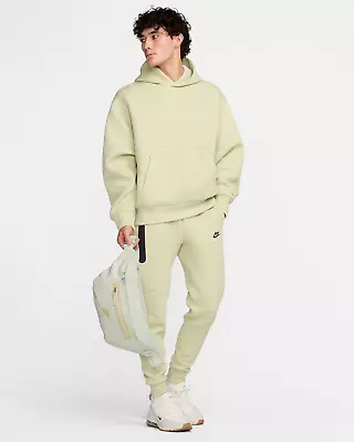 Nike Elemental Premium Fanny Pack Waistpack Crossbody Bag Unisex DN2556-020 - Image 1 of 4