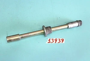 ASSO PERNO RUOTA ANTERIORE HYOSUNG 650 - Imagen 1 de 2