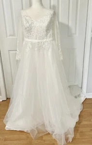 Wedding gown Davids bridal woman plus size 16W ballgown - Picture 1 of 8