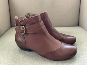 taos addition boots