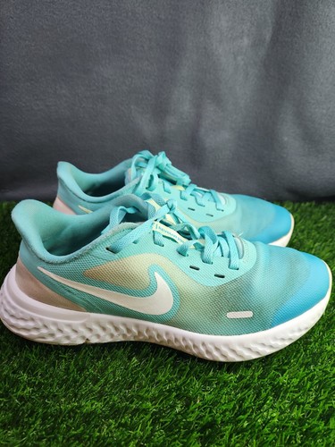 Taglia 5.5Y (GS) Nike Revolution 5 D2N Low Aurora Green