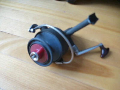 Carretel de pesca vintage Dam Quick 330N, W.Germany, molinetes de forma muito boa dea - Imagem 1 de 4