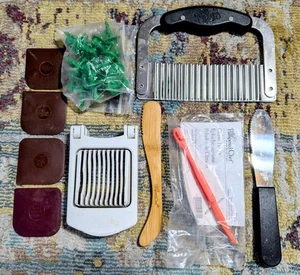 Lotto prodotti da cucina misti chef coccolati affettatrice uova porta mais verde taglio stropicciato - Foto 1 di 8