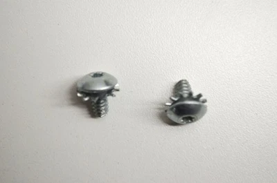 OEM Polaris 7512048 Screw Qty 2 - Image 1 of 3