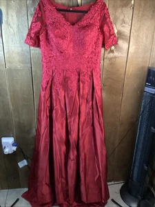 Vestido de novia bordado rojo talla 14 - Imagen 1 de 6