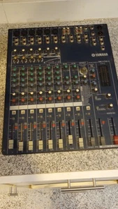 Yamaha MG124CX 12-Channel Stereo Mixer With Effects. - Picture 1 of 4