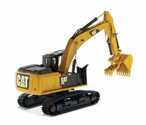 Cat 568 Gf Road Builder 1:50 Model Diecast Masters
