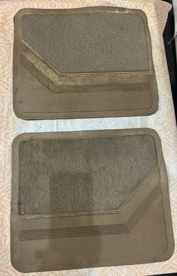 85 86 87 Saab 900 Classic Hatchback Rear Floor Mat Set Left + Right OEM TAN B17 Foto 1 de 4
