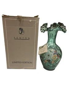 Fenton Art Glass Thomas Fenton Signature Spruce GreenMagnolia & Berry COA #2404 - Picture 1 of 5