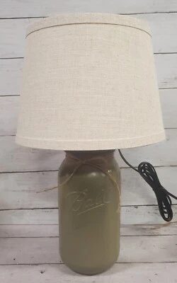 ¡NUEVO! Lámpara de orégano tarro de albañil con pantalla de lino pintada a mano cabaña de granja Foto 1 de 4