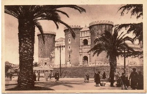 cp 349 - 1938 NAPOLI Maschio Angioino - VG - FP - Ed. Marzari Schio - Foto 1 di 2