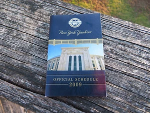 New York Yankees Baseball 2009 Pocket Schedule Yankee Stadium Official Schedule - Picture 1 of 9