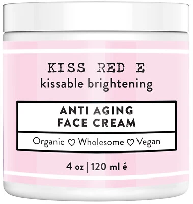 Crema facial antienvejecimiento. La mejor crema hidratante antiarrugas para rostro, manos, cuello. Foto 1 de 4