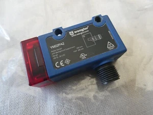 WENGLOR Reflex Sensor 10-30VDC - 200mm Range -- YM22PA2 - Picture 1 of 4