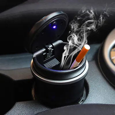 Portatile LED Auto Luce Fumare Sigaretta Posacenere Porta Tazza Can Polvere Mini • 24.33€